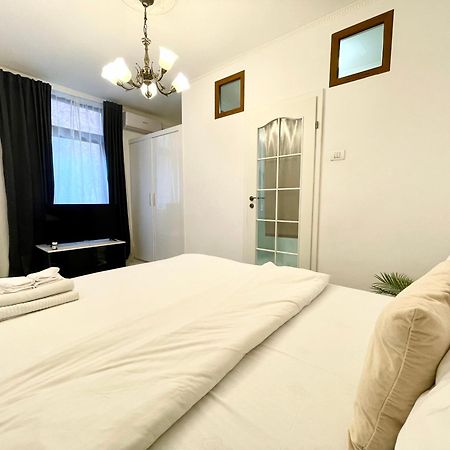 Point 0 Apartment Bukarest Kültér fotó